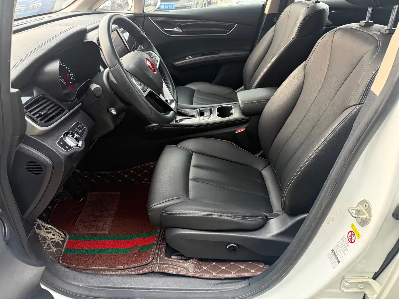BYD Song MAX 2017 1.5T Auto Smart Connect Premium 7-seater фото 7