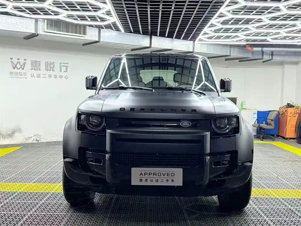 Land Rover Defender 2025 110 3.0T P400 X фото 2