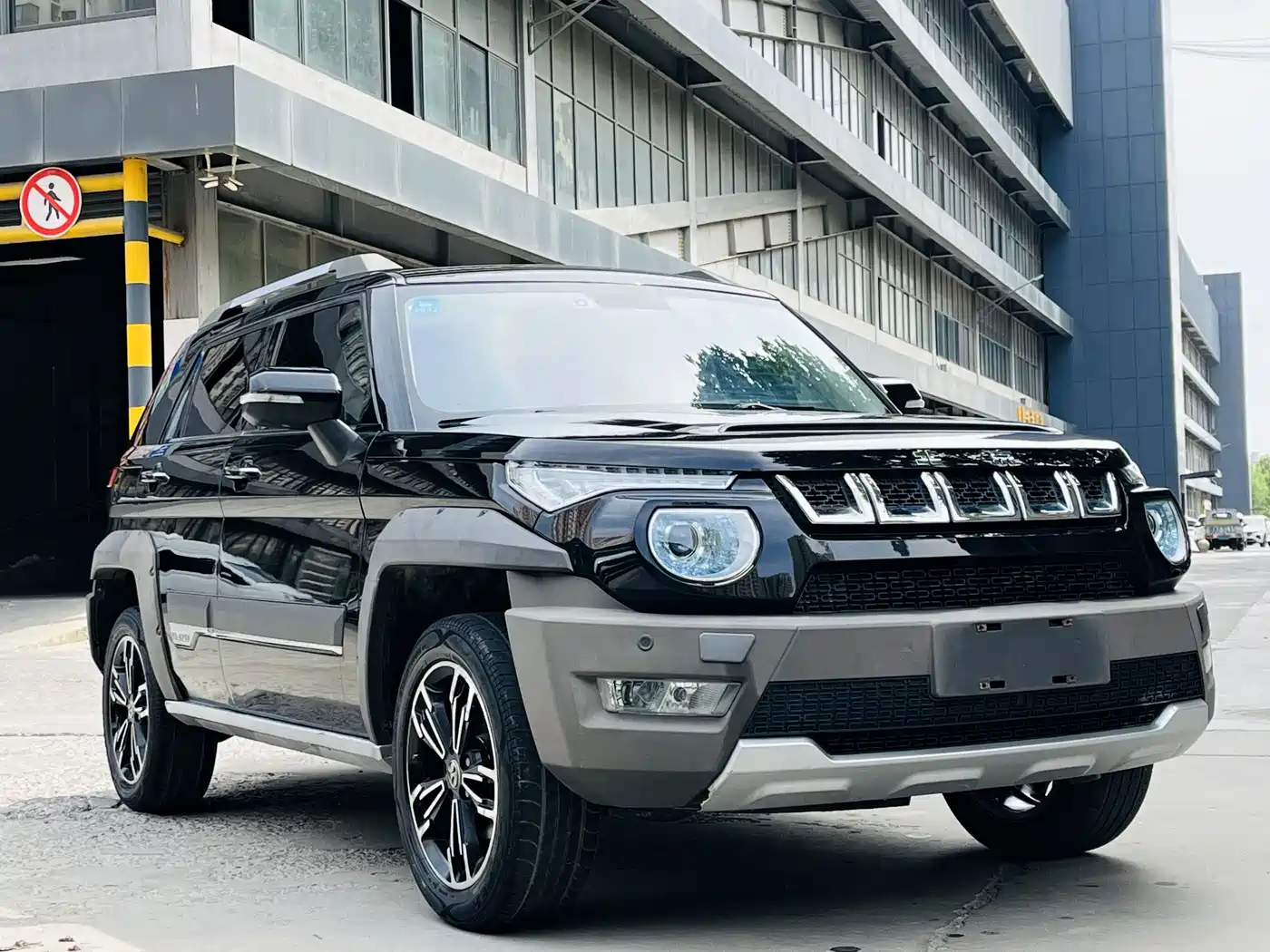 BEIJING OFF-ROAD BJ20