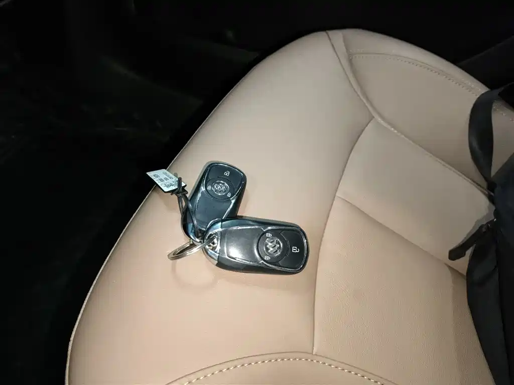 BUICK GL6