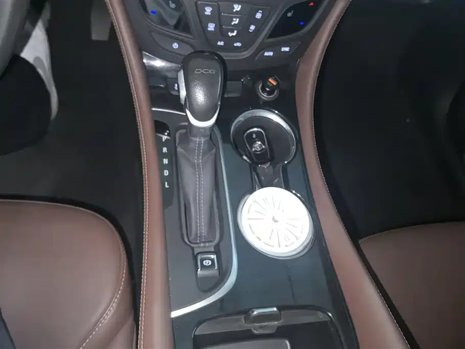 Buick Envision Plus 2020 20T FWD Luxury фото 16