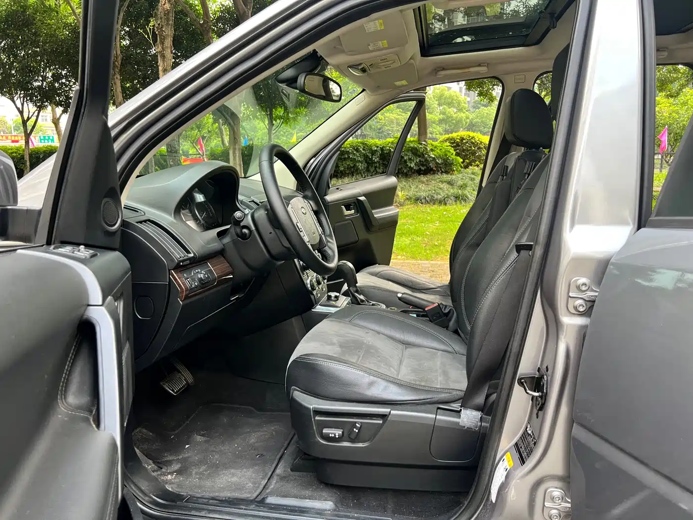 Land Rover Freelander 2 2012 2.0T Si4 SE Petrol фото 22