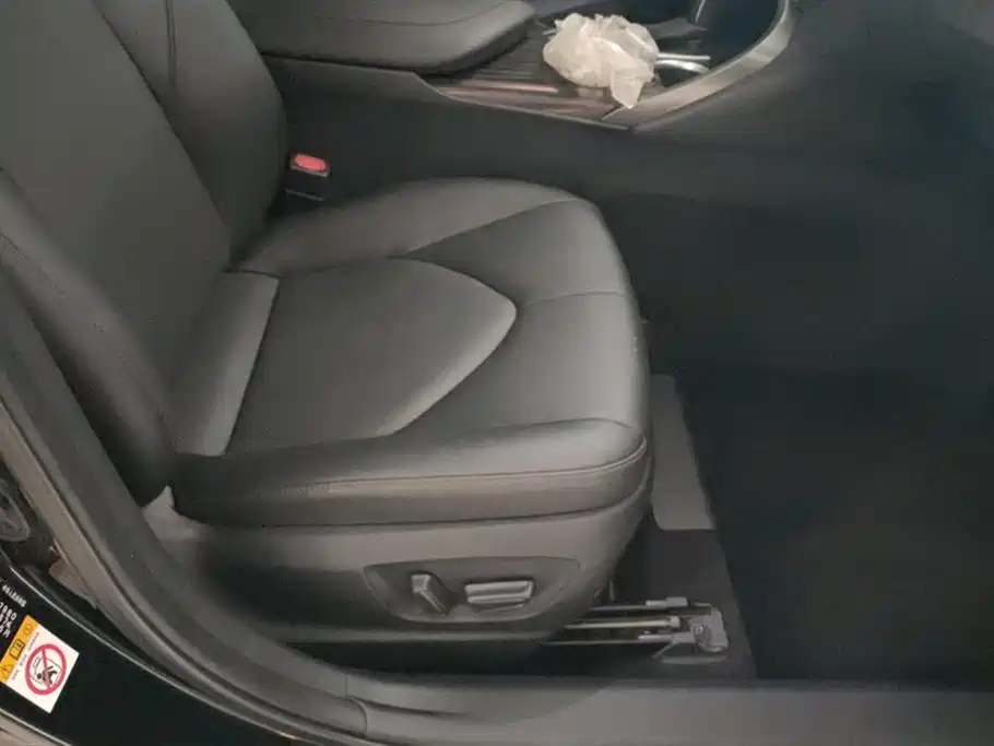 Toyota Camry 2018 2.5G Luxury Edition фото 8