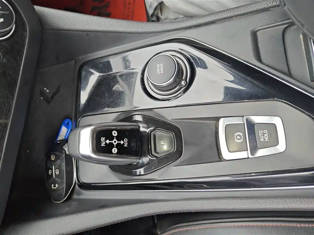 Lynk & Co 03 2018 1.5TD DCT Power Pro Version China V фото 14