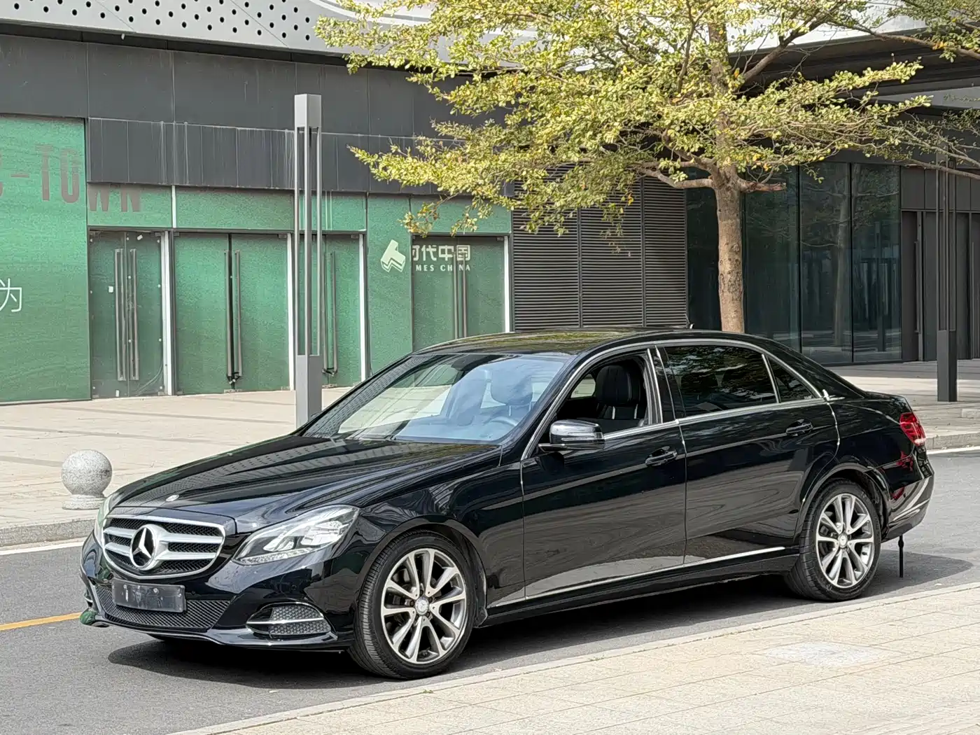 Mercedes-Benz E-Class 2014 E 260 L Sport