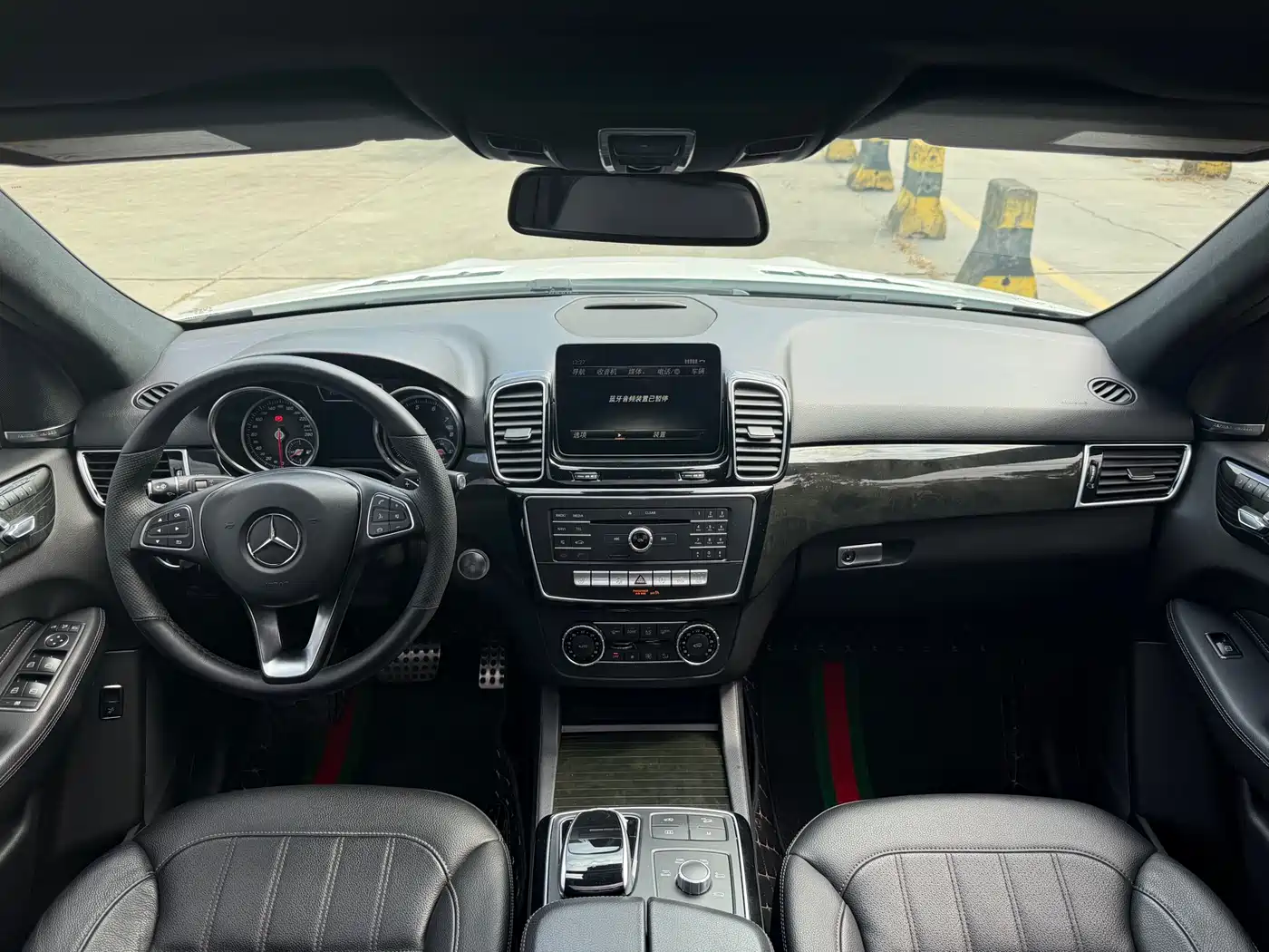 Mercedes-Benz GLE 2018 GLE 400 4MATIC Ultimate Edition фото 5