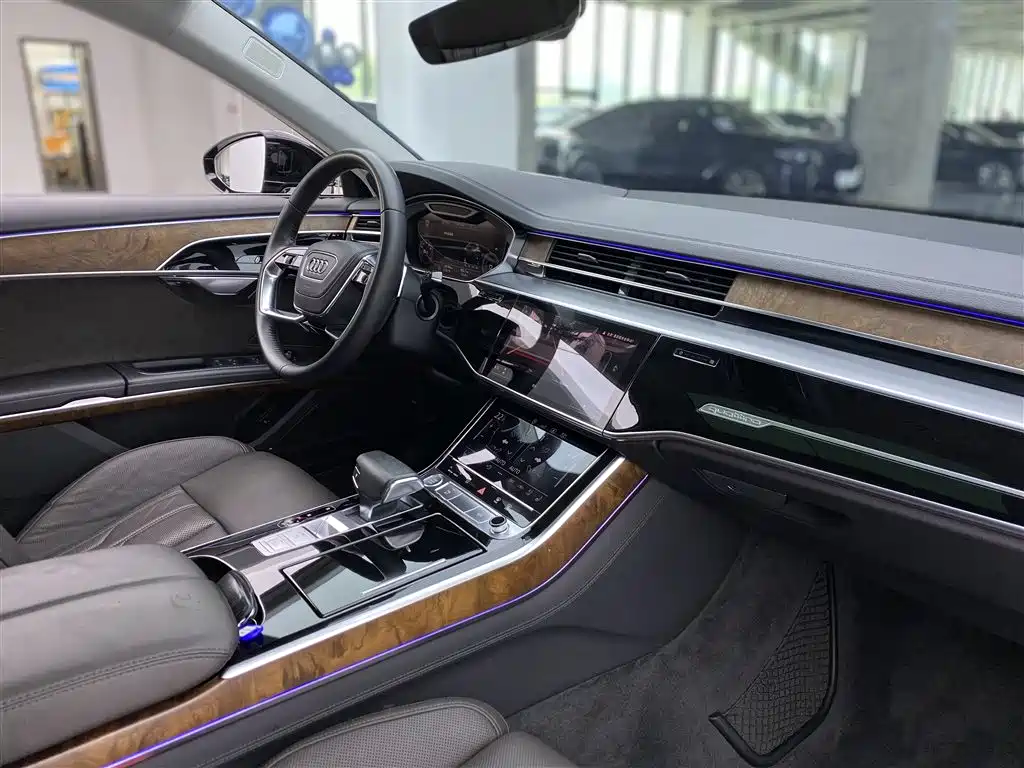 Audi A8 2019 A8L 50 TFSI quattro Luxury фото 9
