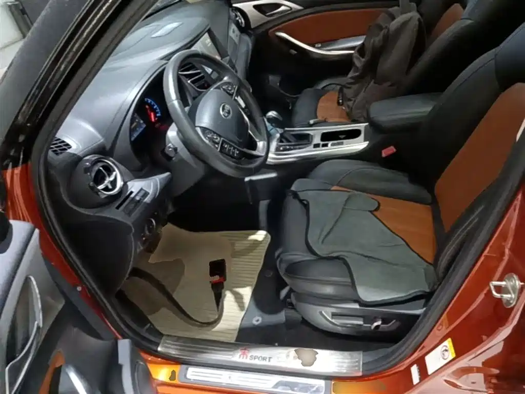 BYD Song 2016 2.0TID Automatic Premium фото 15