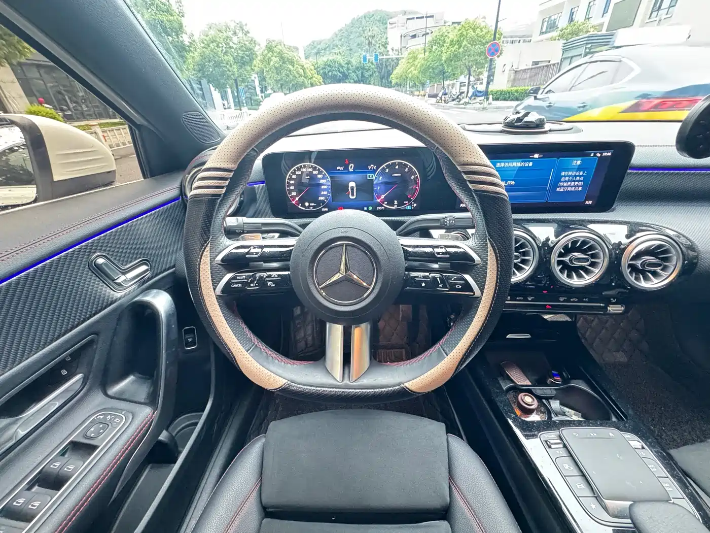 Mercedes-Benz A-Class 2024 A 200 L Fashion Edition фото 9