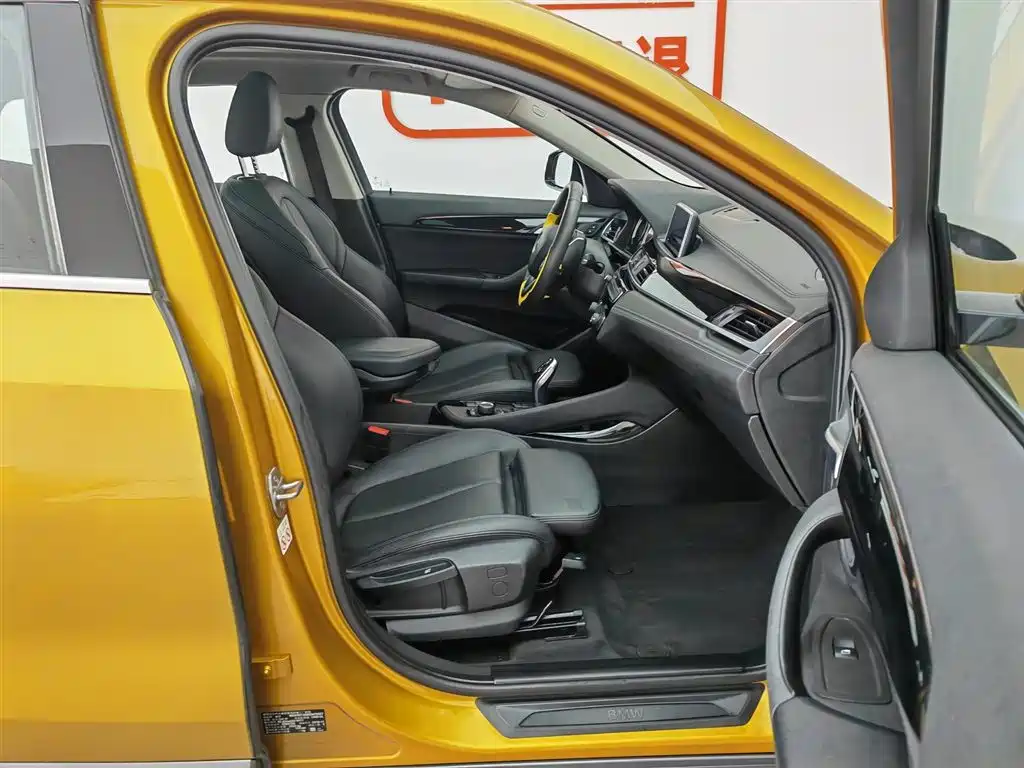 BMW X2 (Import) 2019 sDrive20i M Off-Road Package China VI фото 23