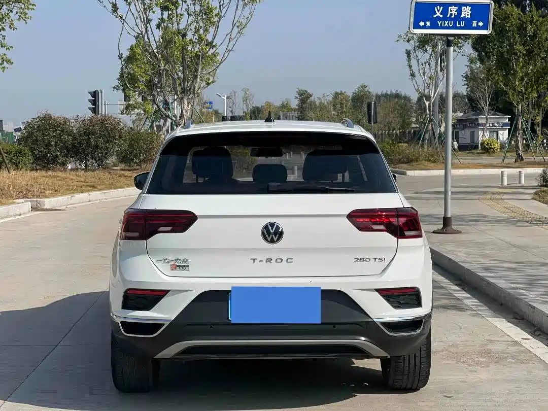 Volkswagen T-ROC 2022 280TSI DSG 2WD Comfort PLUS фото 9