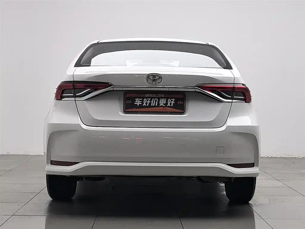 Toyota Corolla 2023 1.5L Pioneer Edition фото 4