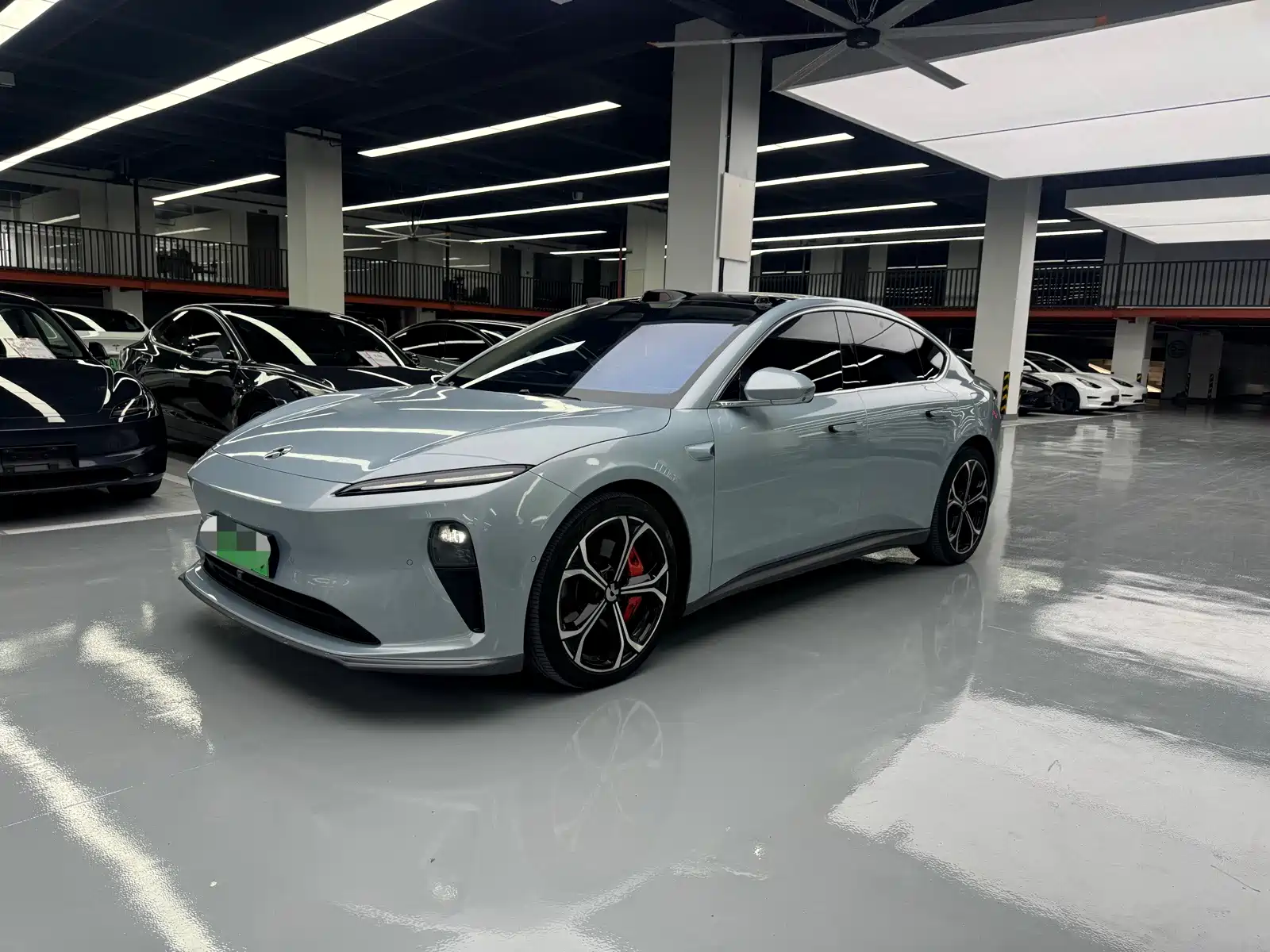 Фото 1 - NIO ET5