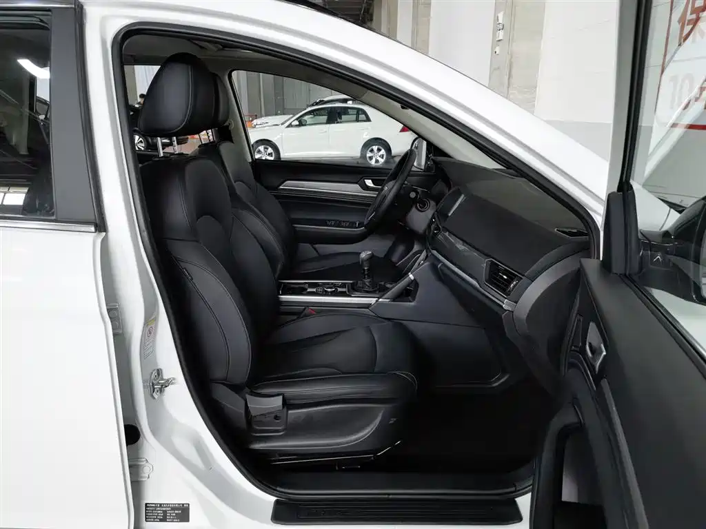 Haval H6 2019 Sport 1.5T Manual 2WD Elite (China VI) фото 23
