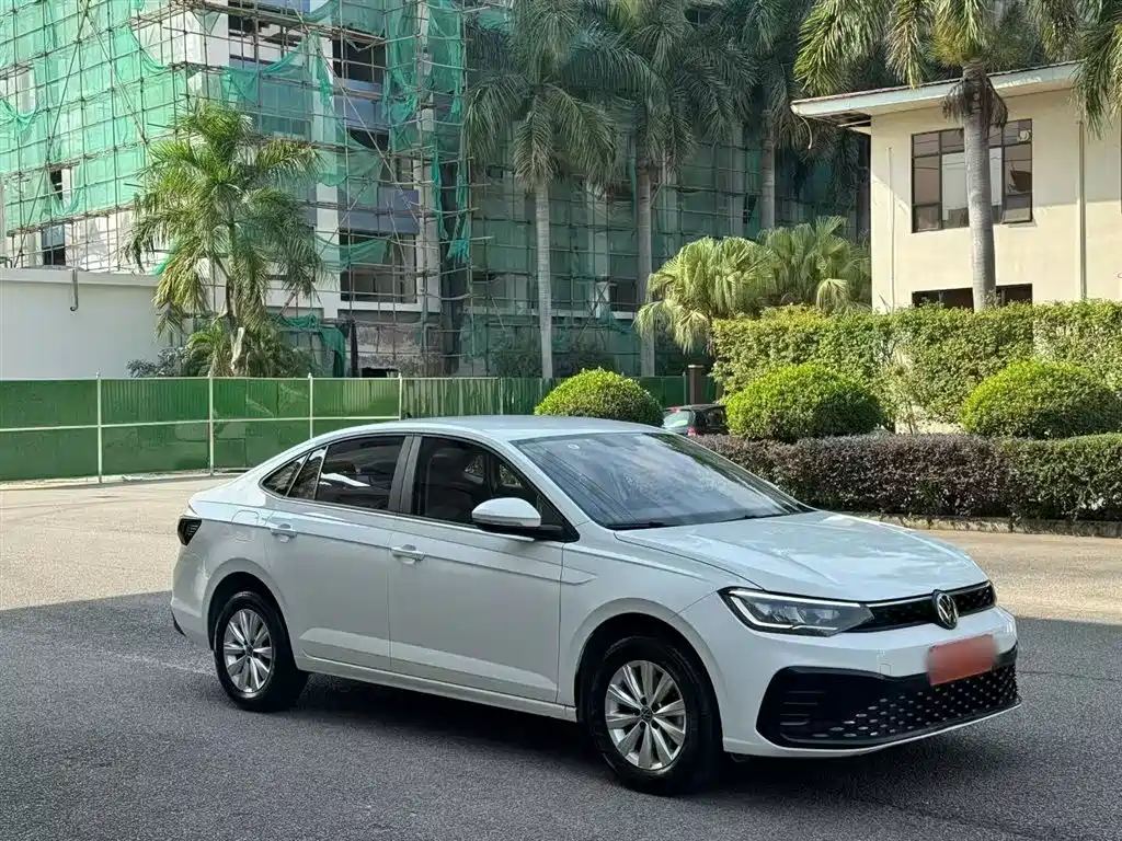 Volkswagen Lavida 2023 1.5L Auto Delight Edition фото 24