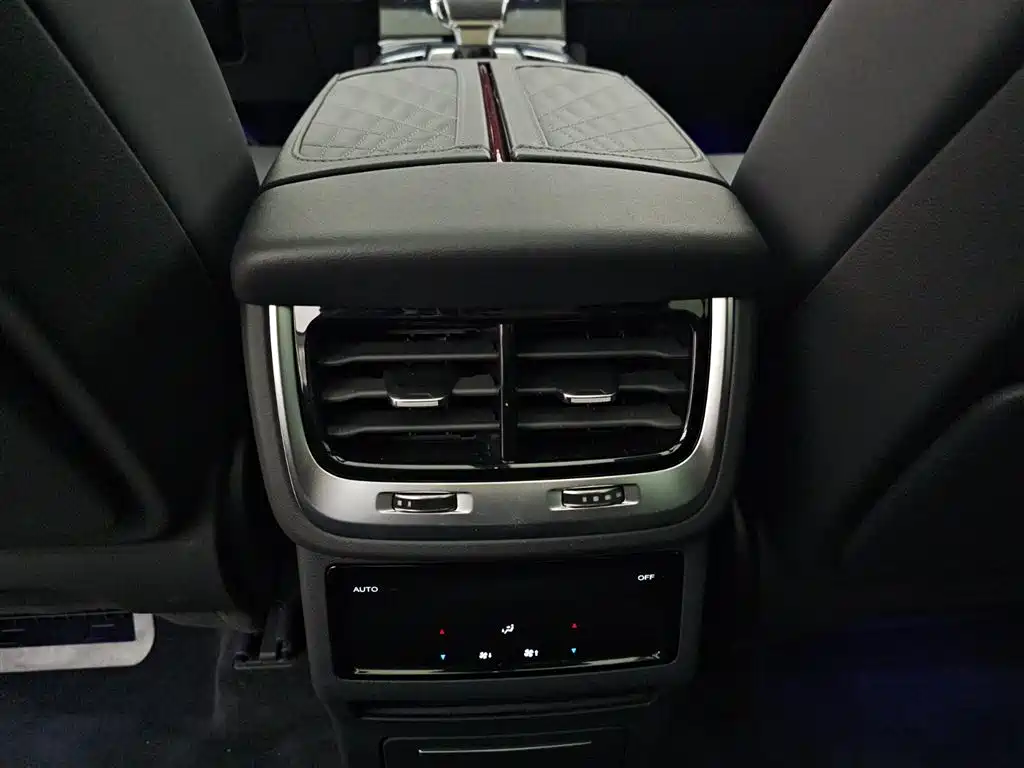 Hongqi E-HS9 2022 690km Qi Xiang Edition (6-seater) фото 14