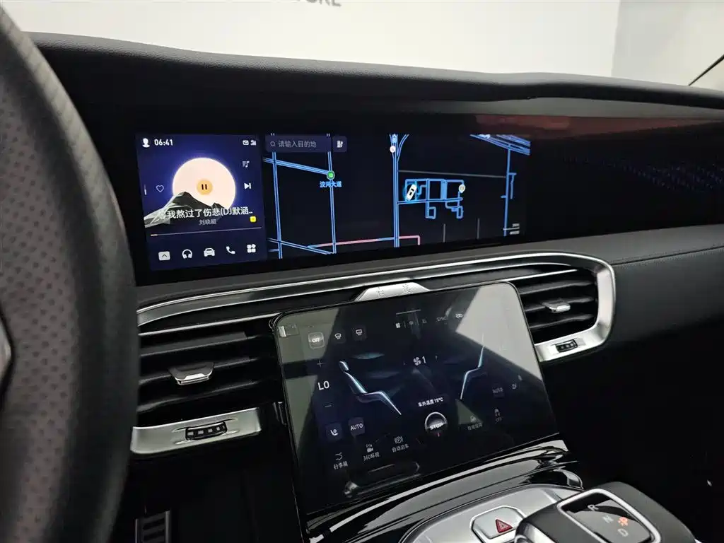 Hongqi E-HS9 2022 690km Qi Xiang Edition (6-seater) фото 11