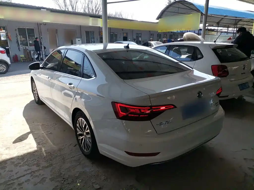 Volkswagen Sagitar 2021 200TSI DSG Comfort Smart Edition фото 5