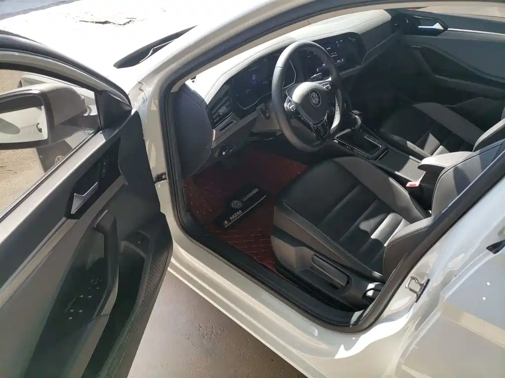 Volkswagen Sagitar 2021 200TSI DSG Comfort Smart Edition фото 16