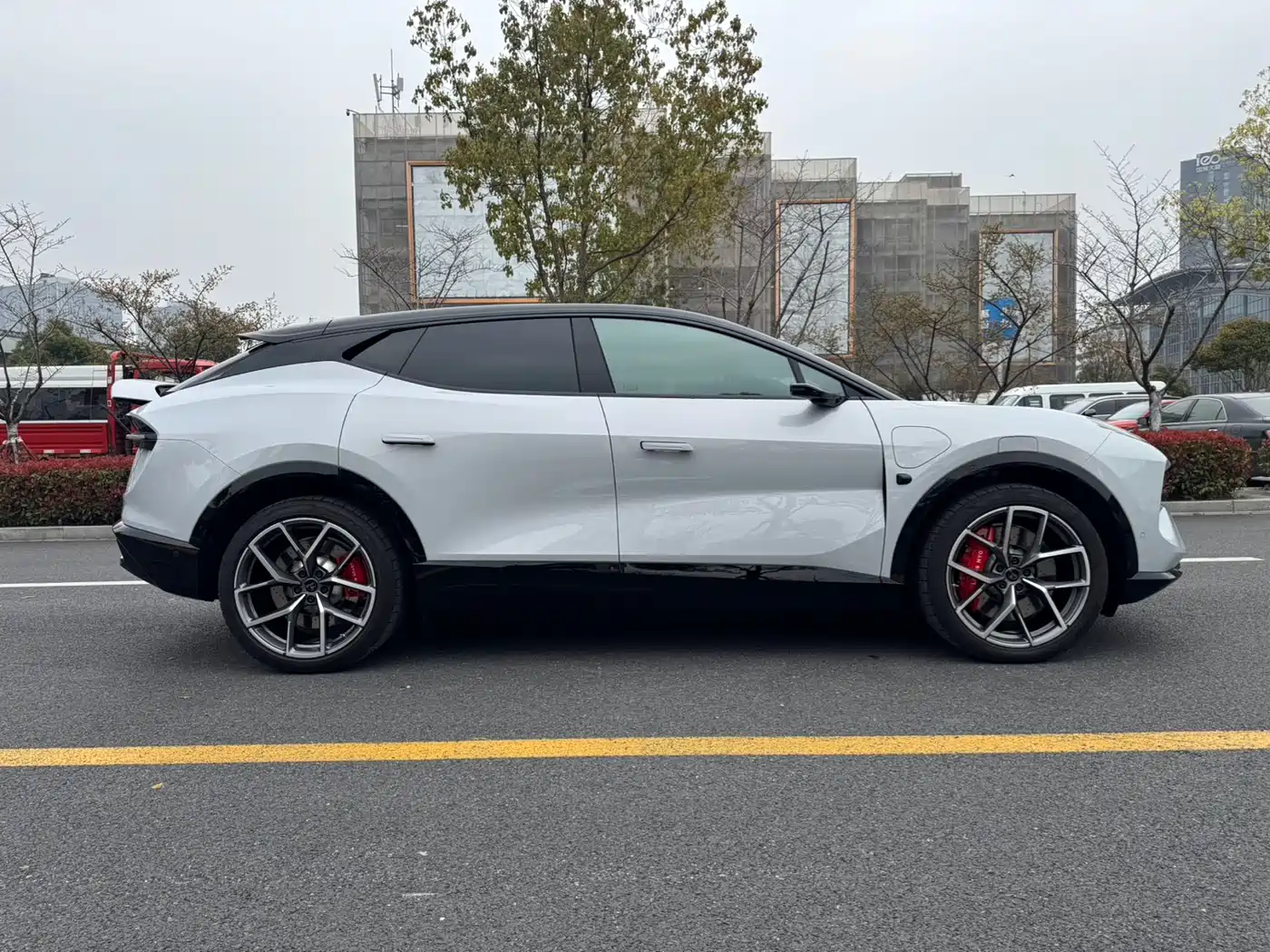 LOTUS SPORTS CAR ELETRE