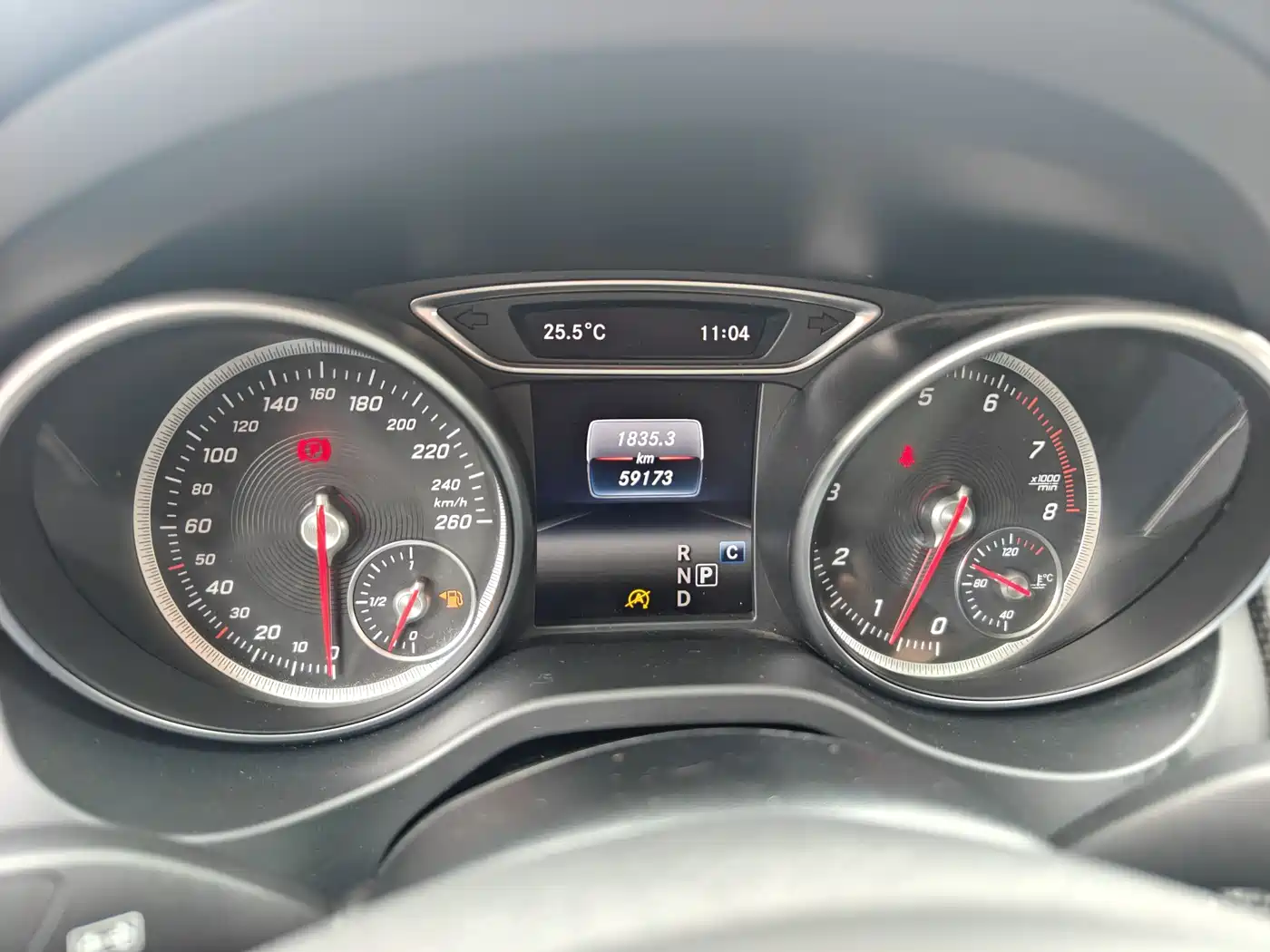 Mercedes-Benz GLA 2017 GLA 200 Dynamic фото 8