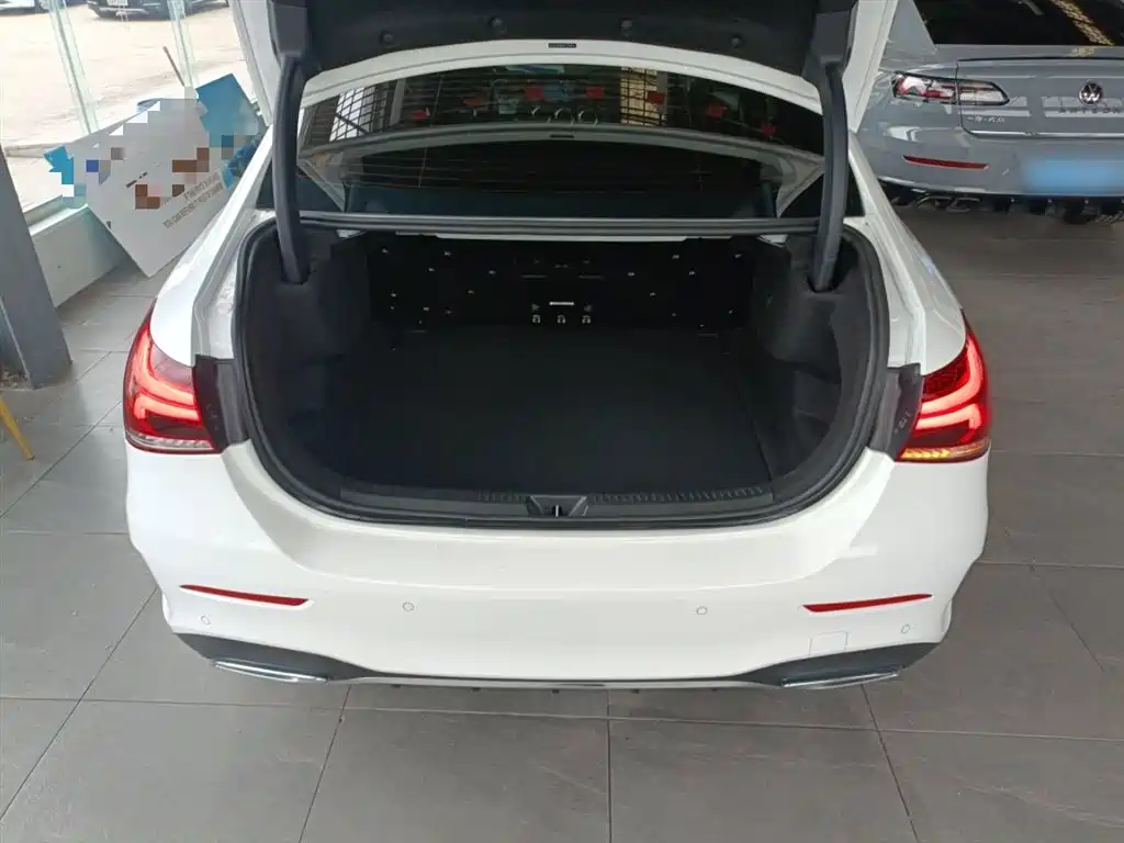Mercedes-Benz A-Class 2022 Facelift III A 200 L Sport Sedan Fashion фото 15