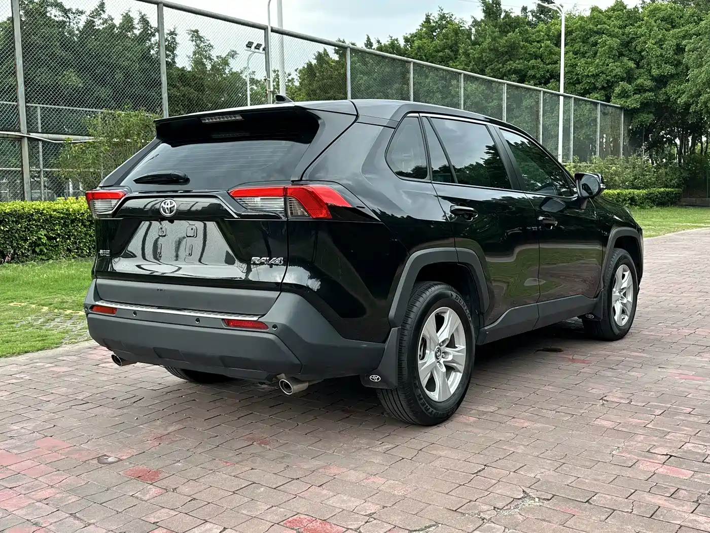 TOYOTA RAV4 RONGFANG