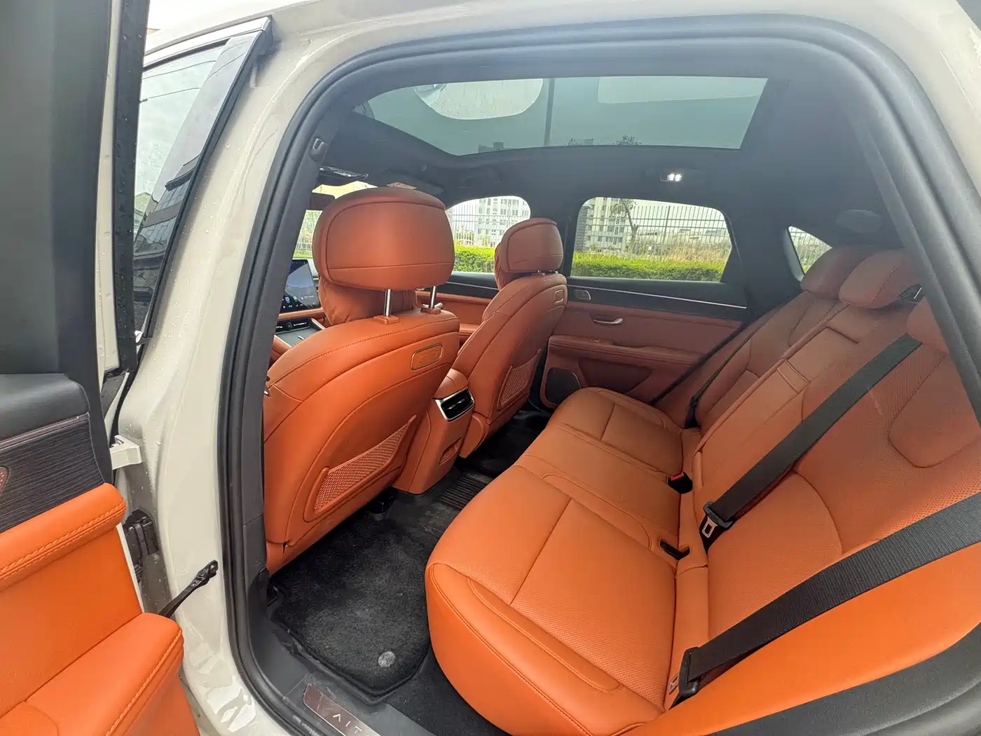 AITO Wenjie AITO M5 2025 Extended Range Ultra AWD фото 8