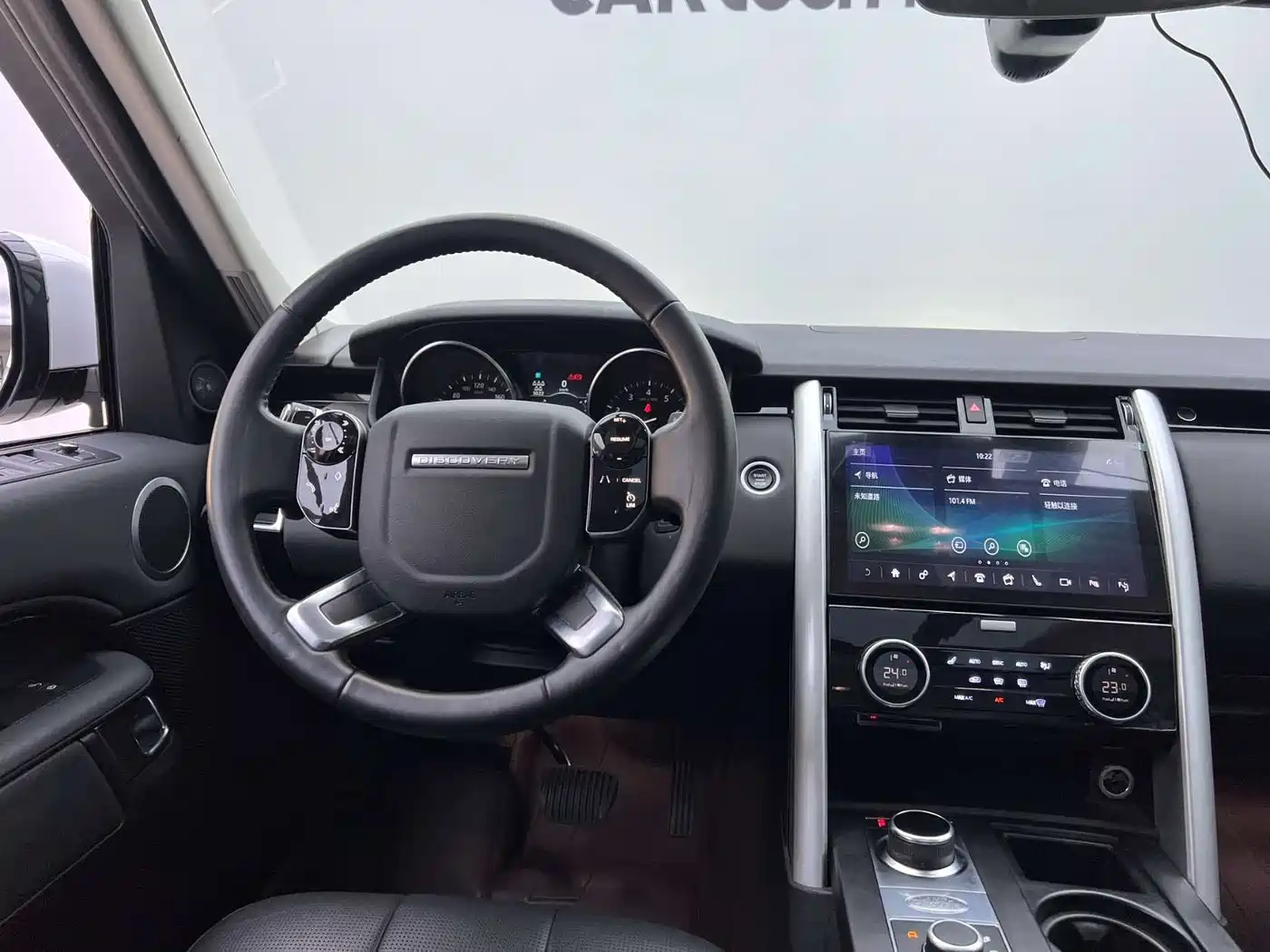 Land Rover Discovery 2019 3.0 SC V6 SE фото 7