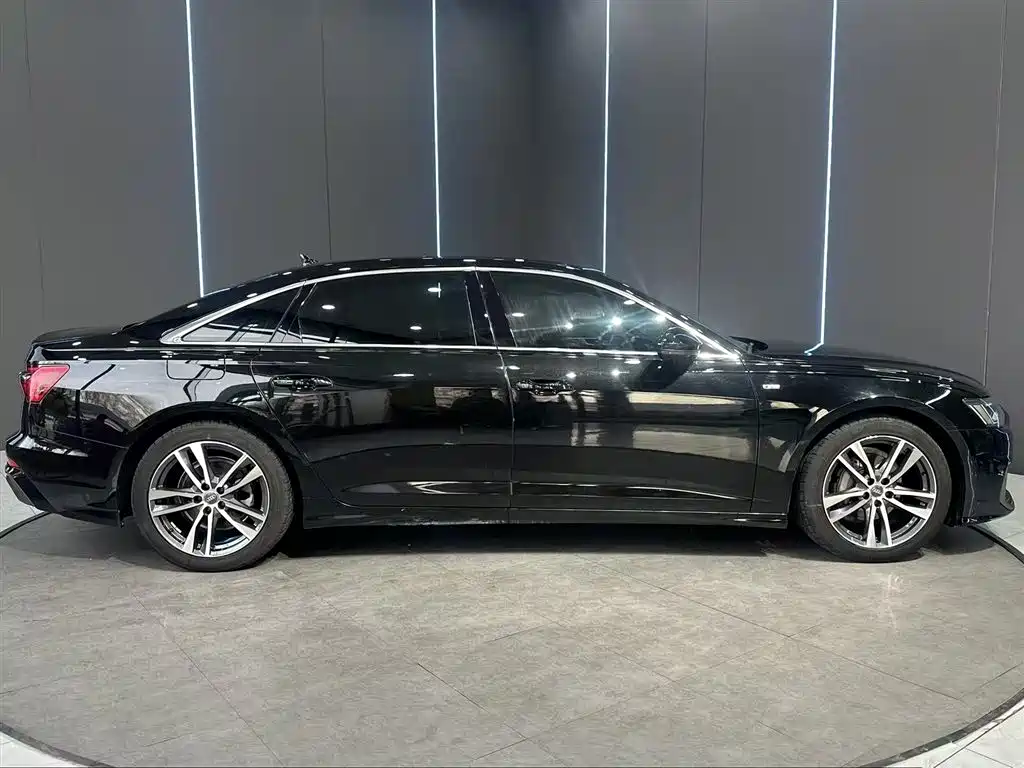 Audi A6L 2019 40 TFSI Luxury Dynamic фото 22