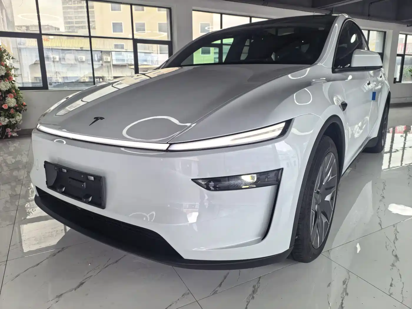 Tesla Model Y L 2026 2025 Facelift Long Range AWD