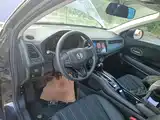 Photo 10 - Honda Vezel