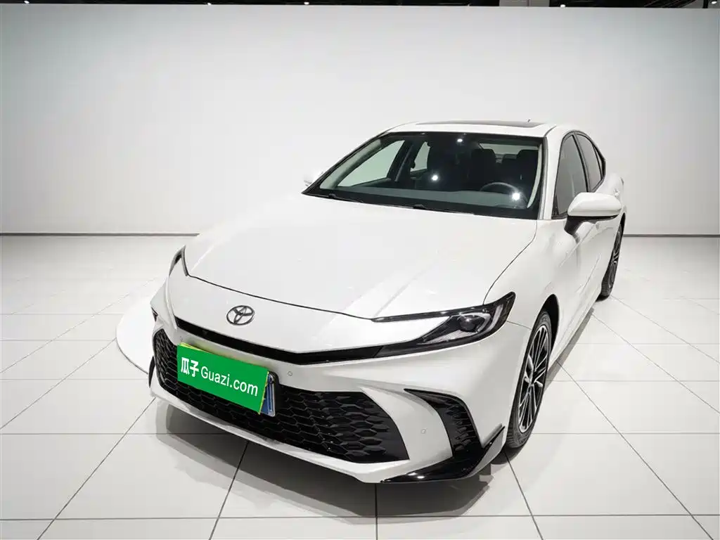 Toyota Camry 2026 Hybrid 2.0HSE Sport Lite Edition
