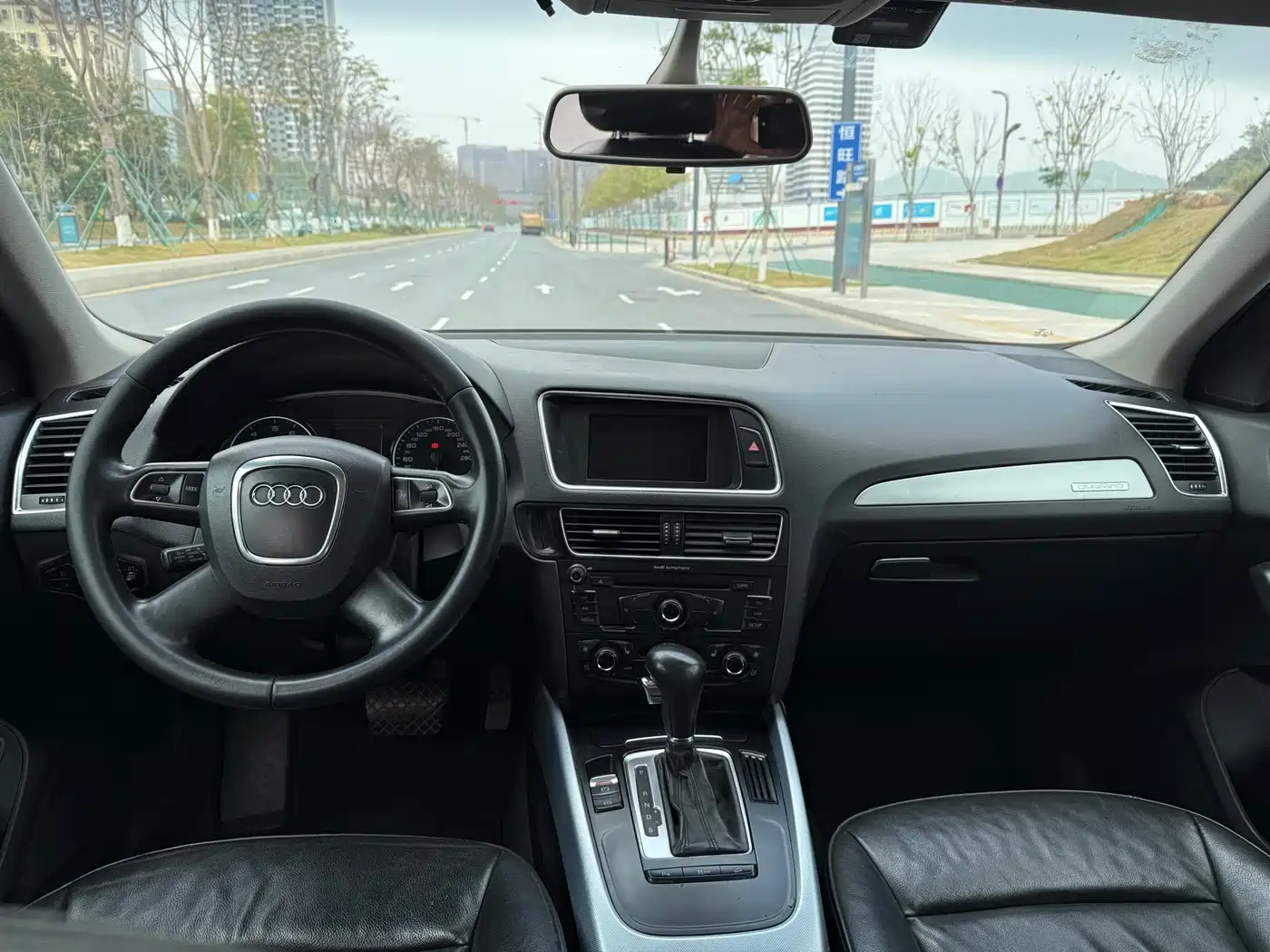 Audi Q5 2012 2.0TFSI Luxury фото 10