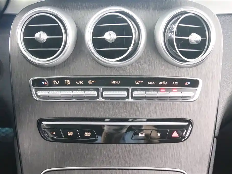 Mercedes-Benz GLC Coupe 2022 Facelift GLC 300 4MATIC Coupe SUV фото 9