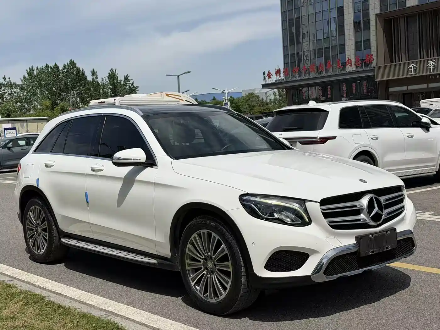 Mercedes-Benz GLC 2017 GLC 200 4MATIC фото 3