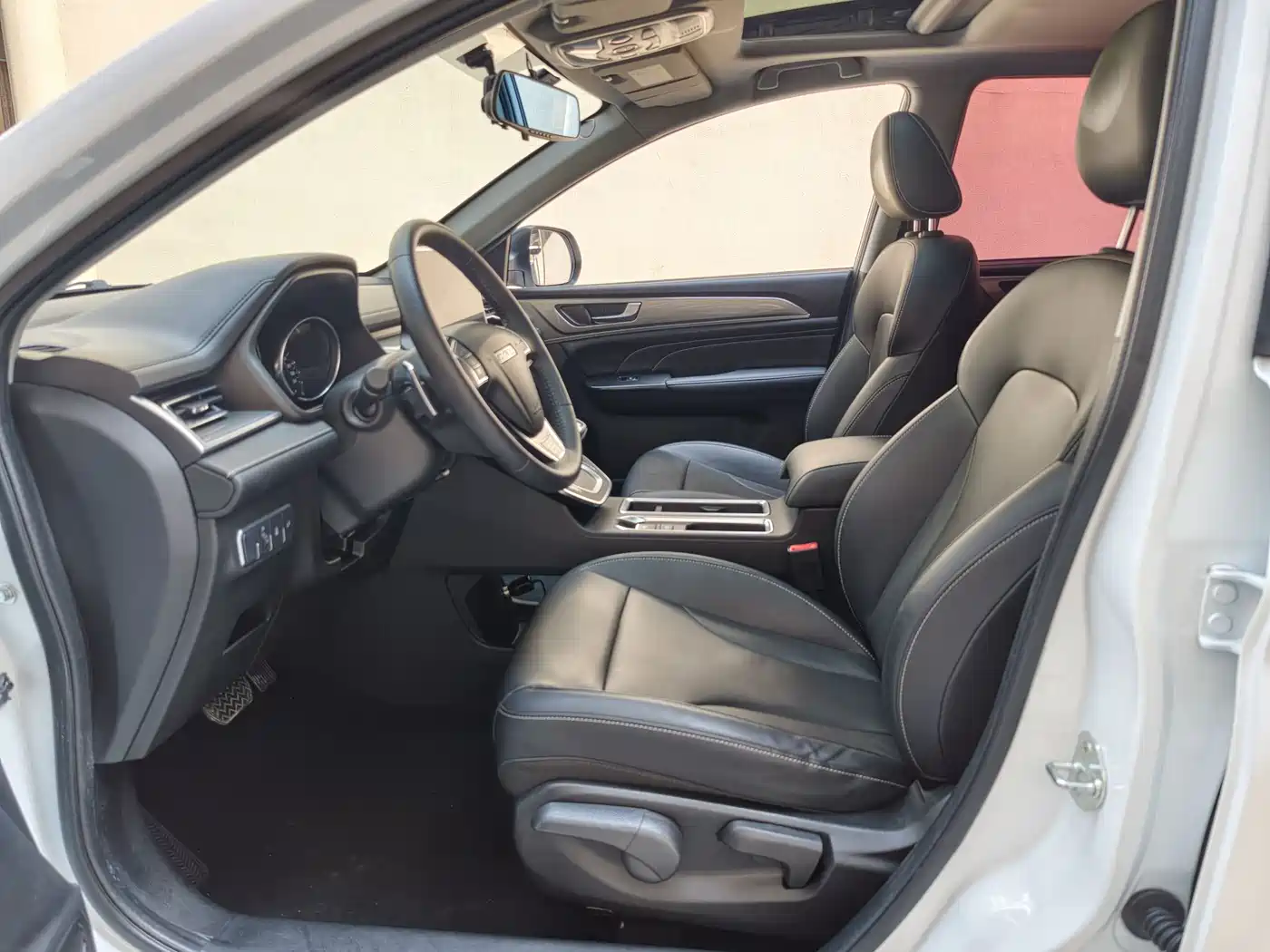 Haval M6 2021 PLUS 1.5T DCT Luxury Smart Connect фото 4