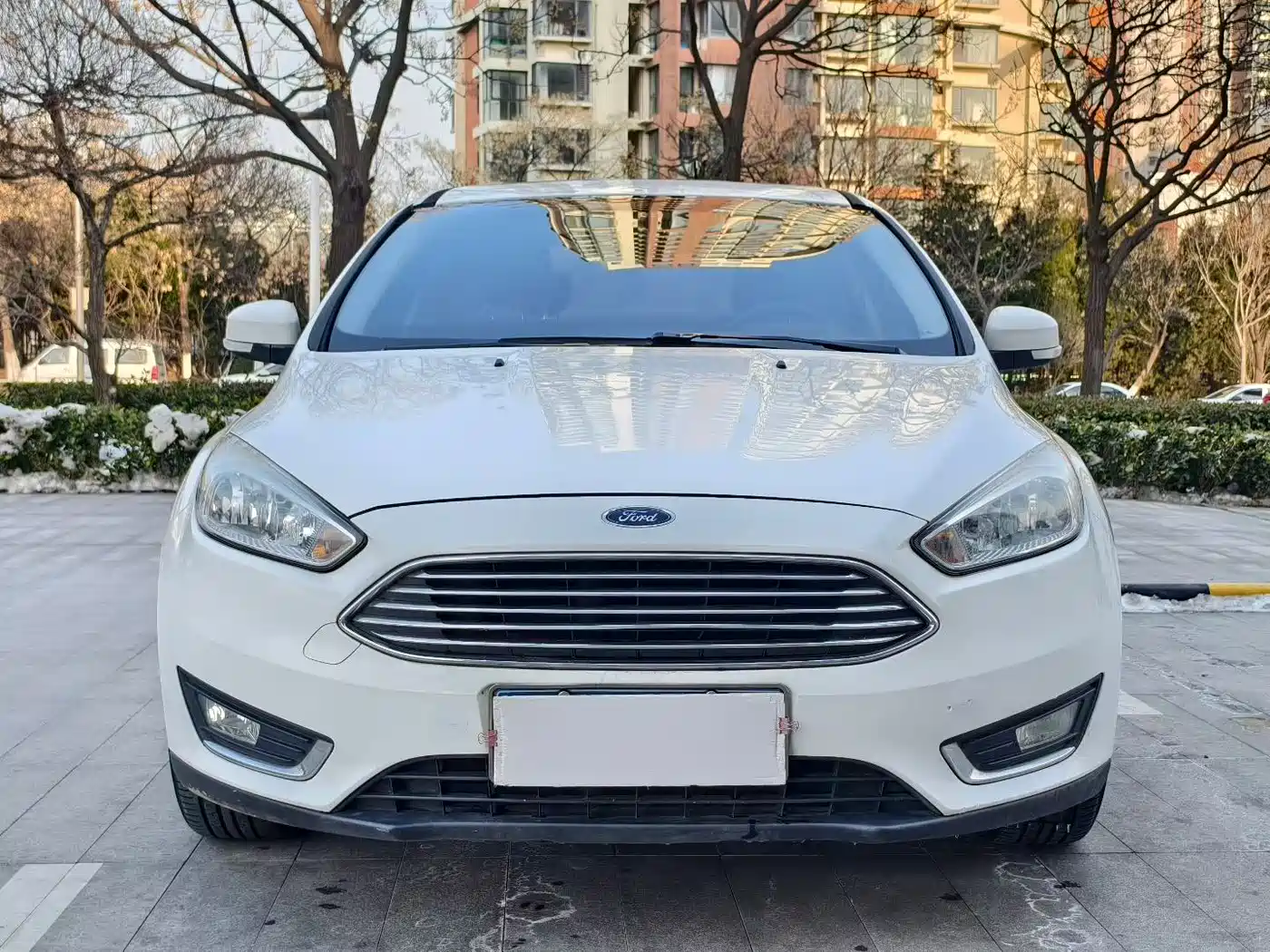 FORD FOX