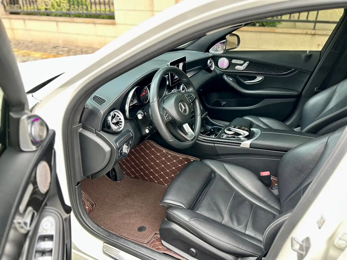 Mercedes-Benz C-Class 2018 C 200 L Sport Achievement Special Edition фото 8