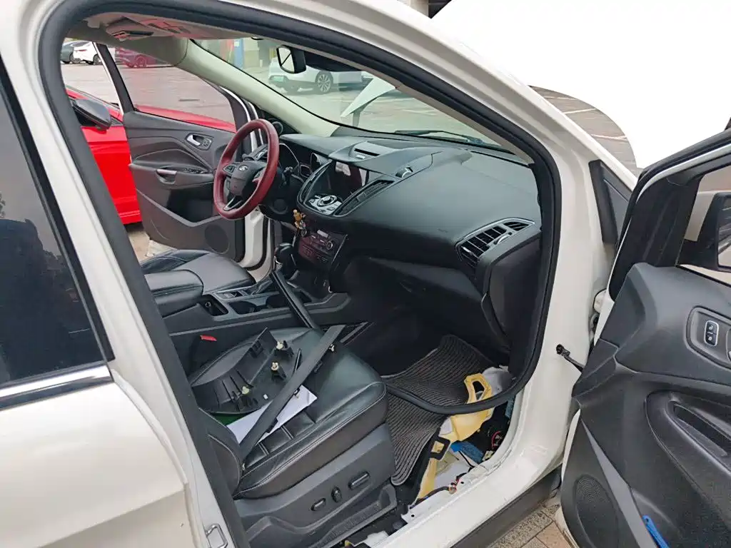 Photo 19 - Ford Kuga
