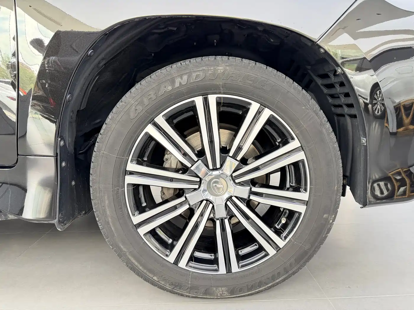 Lexus LX 2017 570 Prestige Luxury фото 24