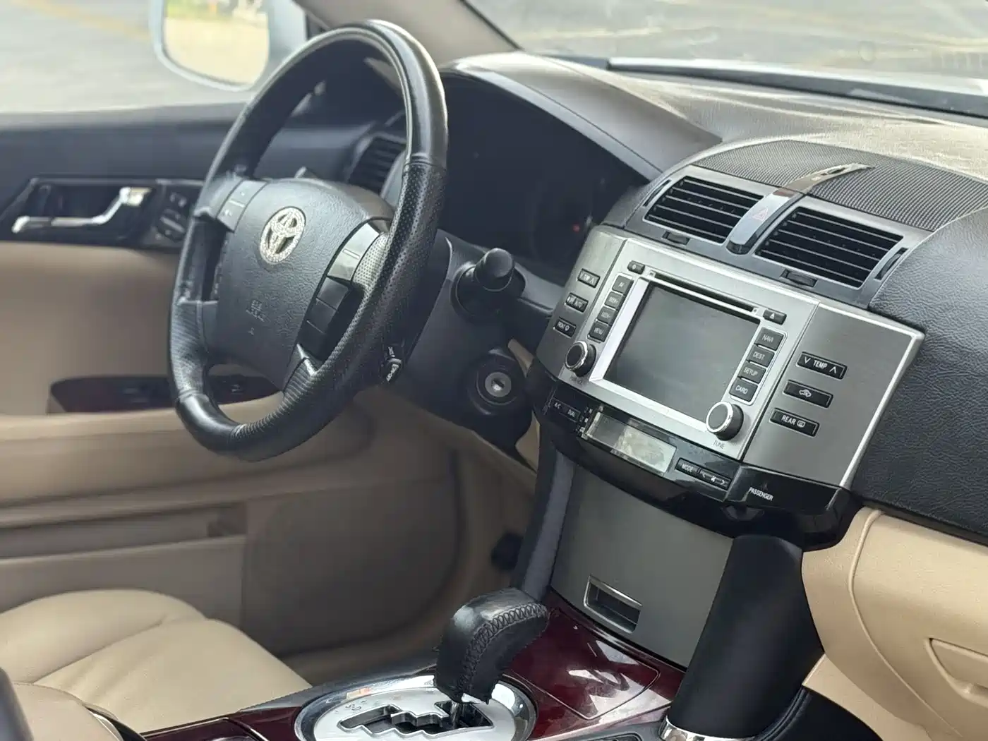 Toyota Reiz 2008 2.5S Special Commemorative Edition фото 18