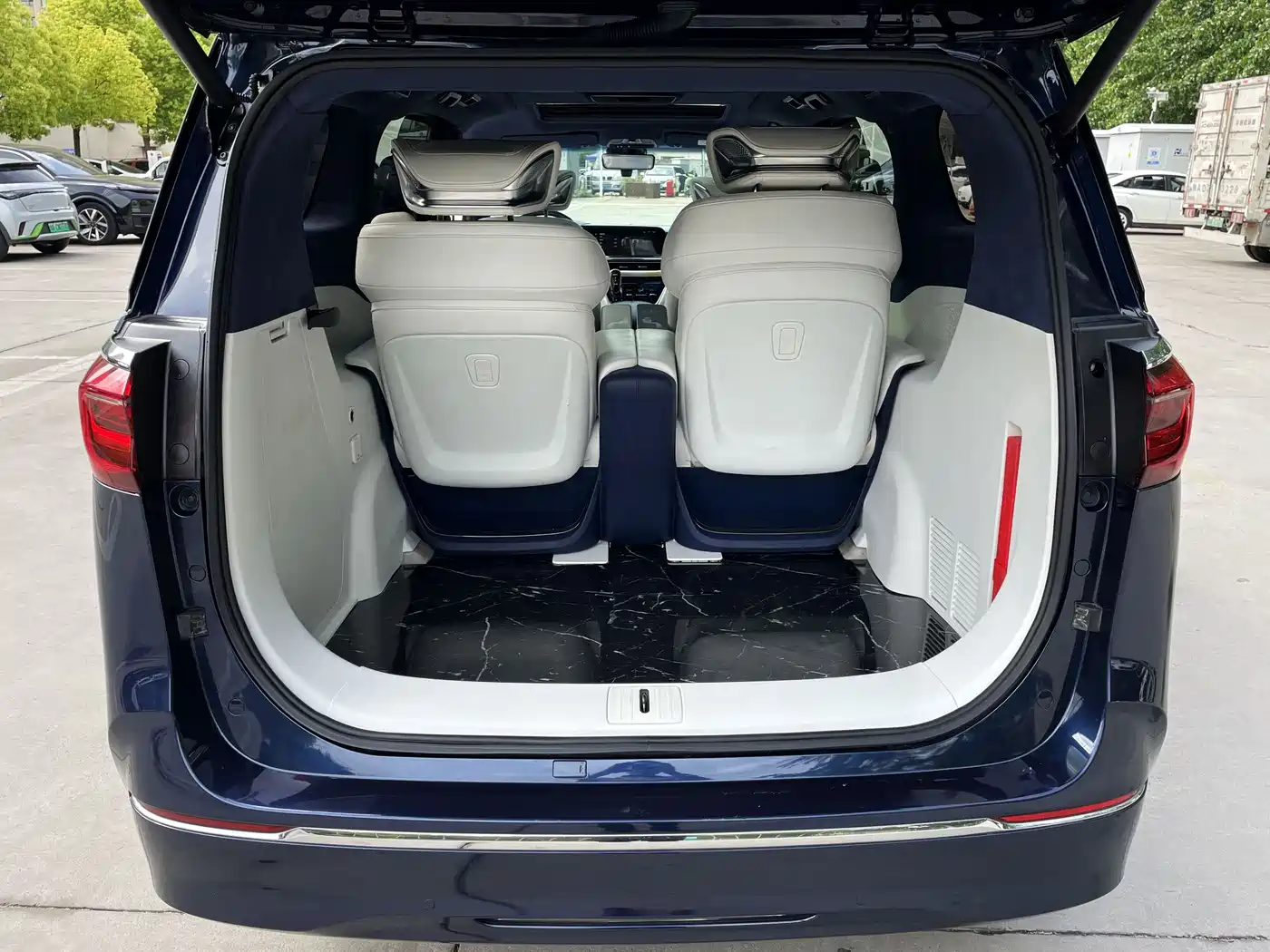 Buick GL8 2021 Avenir Aivia 4-Seater Prestige Edition фото 13