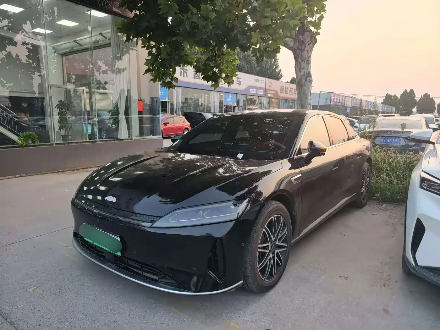 Chery Fengyun Fengyun A9L 2025 2025 Model 260 Extended Range Premium Edition
