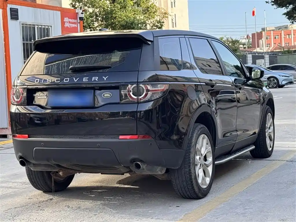 Land Rover Discovery Sport 2016 2.0T HSE фото 23
