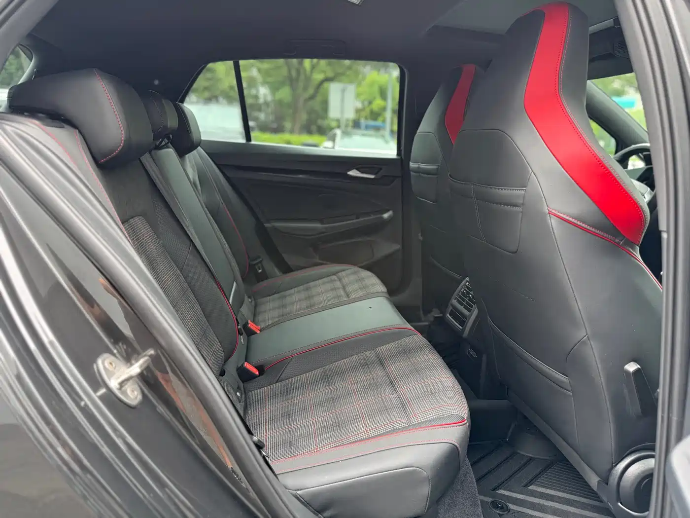 Volkswagen Golf GTI 2021 380TSI DSG GTI фото 7