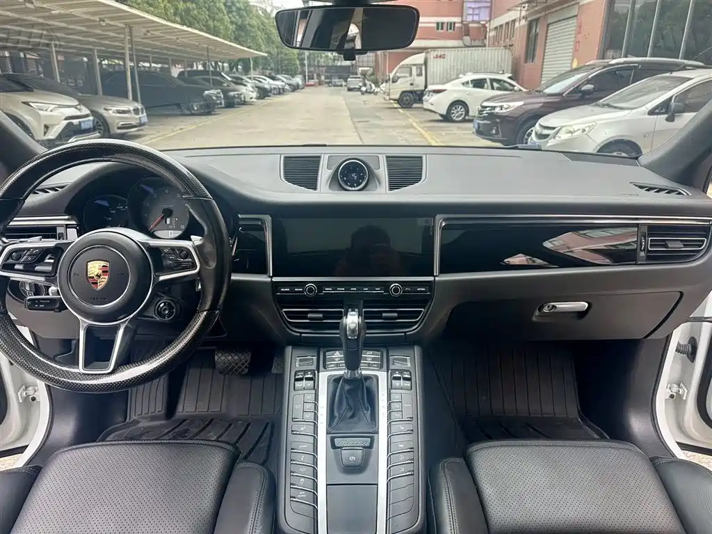 Porsche Macan 2021 Macan S 3.0T фото 8