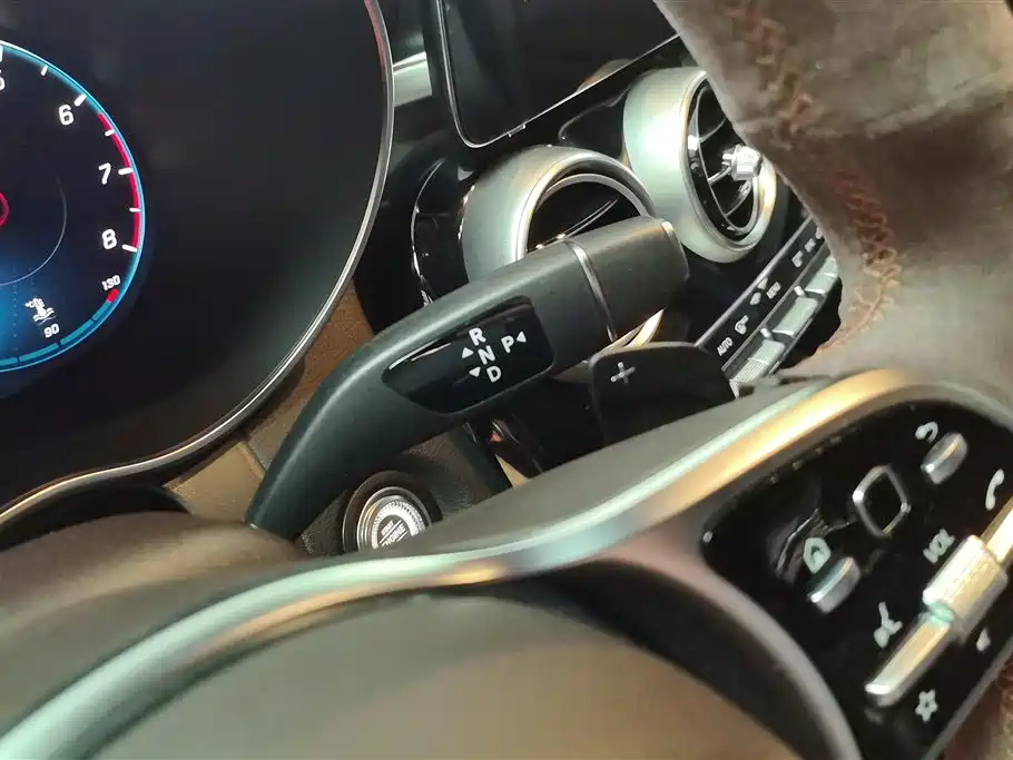 Mercedes-Benz GLC 2021 GLC 260 L 4MATIC Sporty фото 16