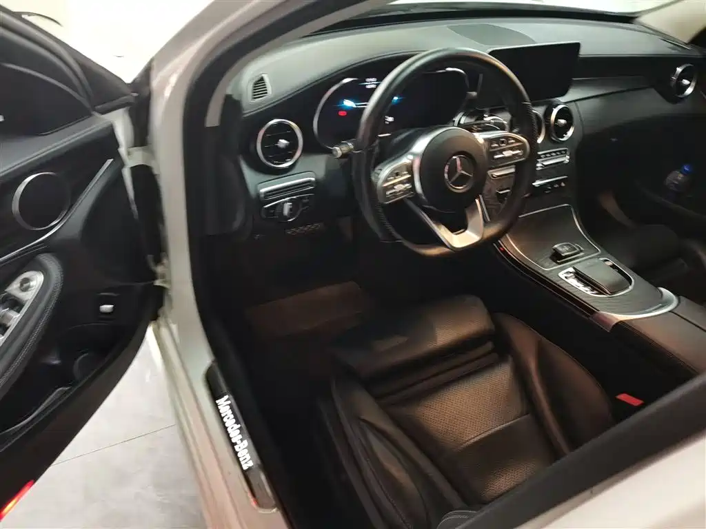 Mercedes-Benz C-Class 2020 Facelift C 200 L Fashion Sport Version фото 12