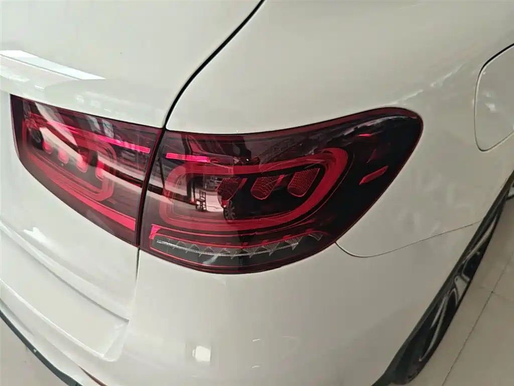 Mercedes-Benz GLC 2022 GLC 300 L 4MATIC Dynamic Collector's Edition фото 8